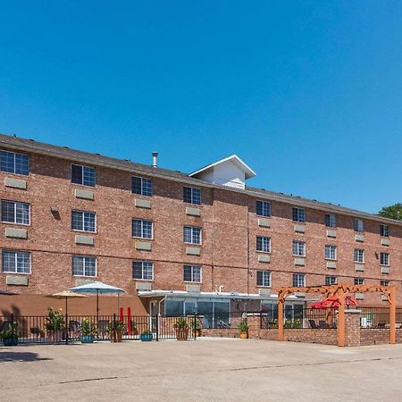 Rodeway Inn Branson, Brick House المظهر الخارجي الصورة