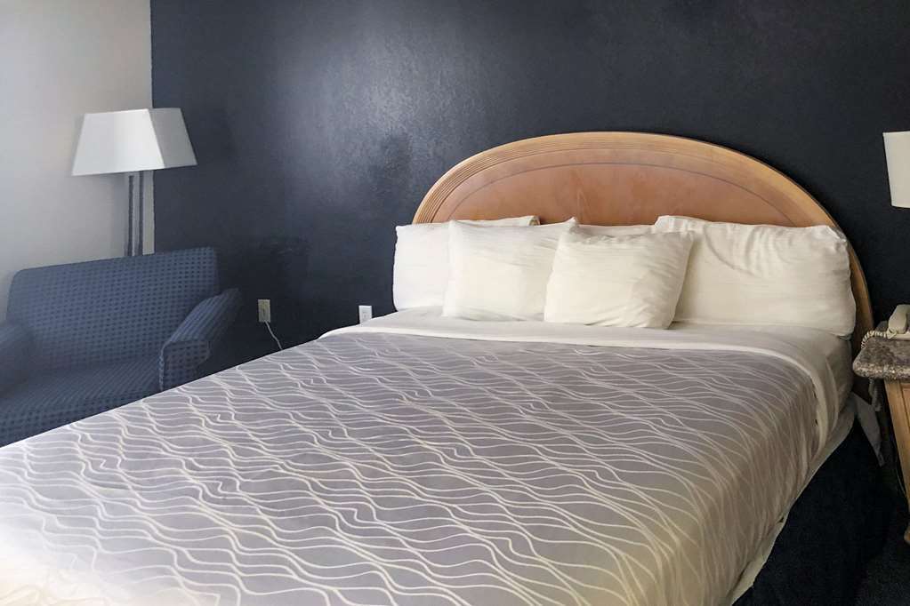 Rodeway Inn Branson, Brick House الغرفة الصورة